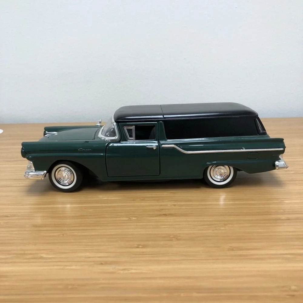 Ford 1957 courier